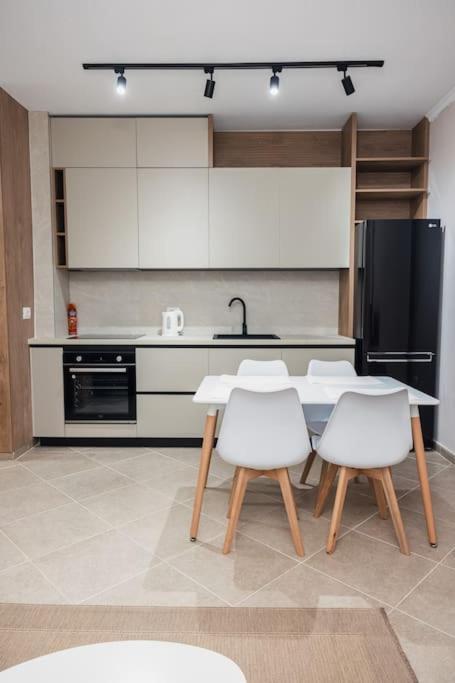 The Seaside Oasis Apartment